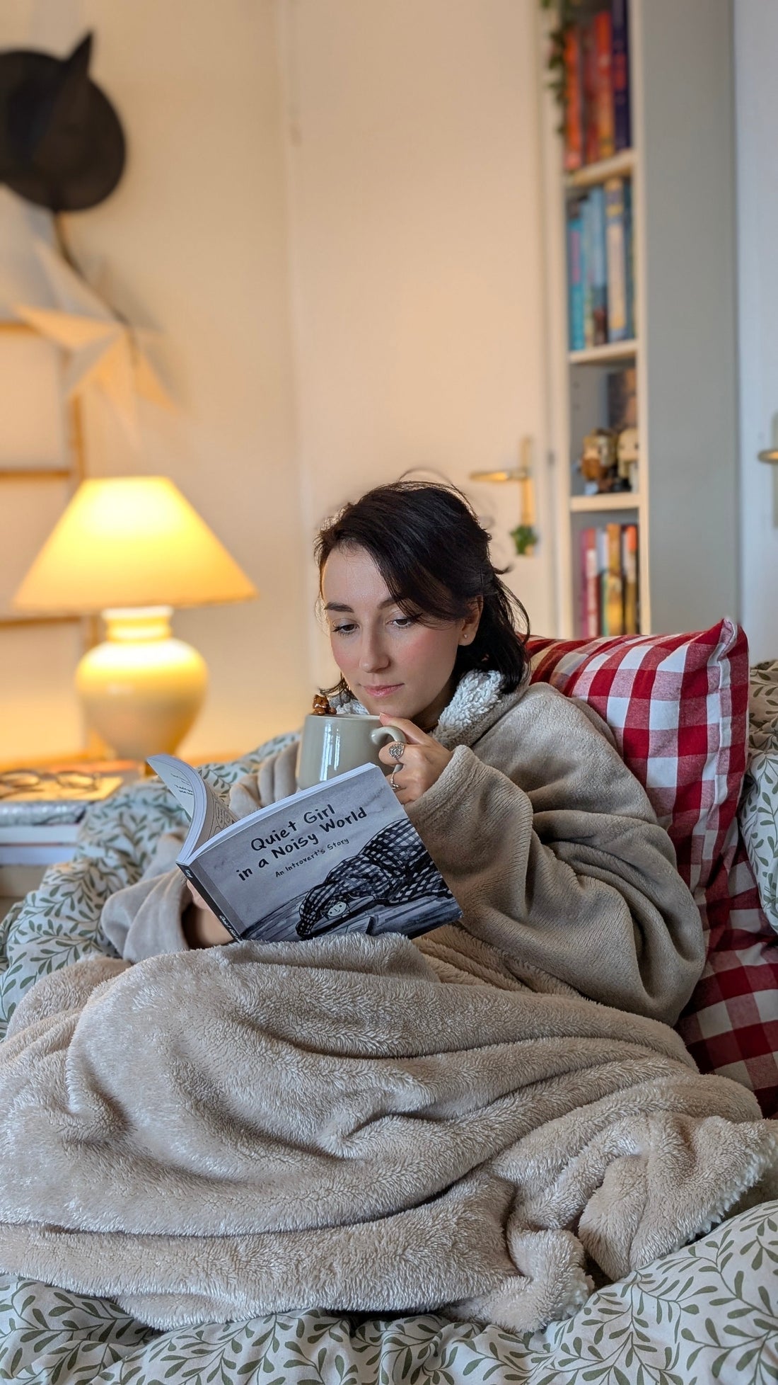 Première page d’un journal un peu magique - Magic Things Shades