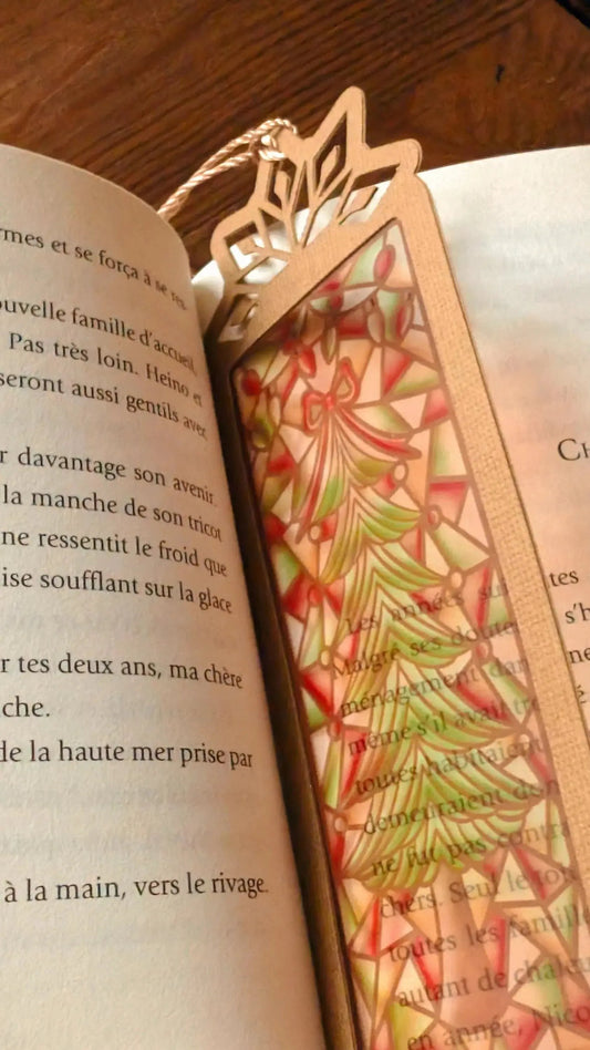 "Vitrail Christmas Tree" Magic Things Shades