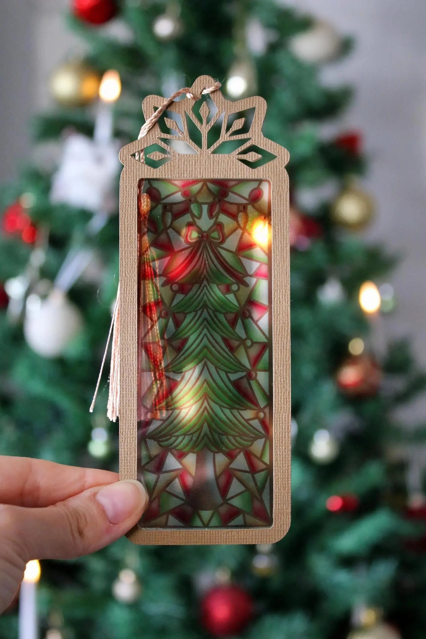 "Vitrail Christmas Tree" Magic Things Shades